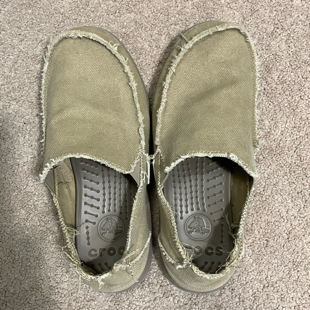 Crocs Santa Cruz Slip on Loafer Style 10128 Size 9